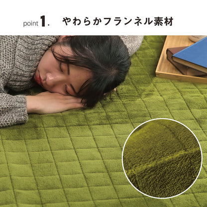 ラグ 滑りにくい 暖かい 保温 蓄熱 断熱 アルミ 無地 約200×240cm ホットカーペット対応 送料無料