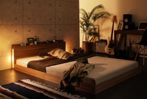 【新商品】組立設置付き 新生活おすすめの10億円売れたフロアベッドシリーズ スタンダードボンネルコイルマットレス付き モダンライト・コンセント付 ダブル 送料無料