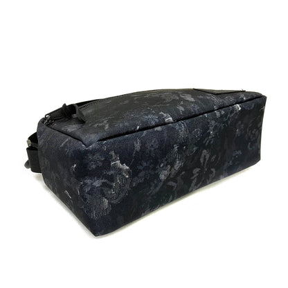 【正規品】 グレゴリー GREGORY PAD SHOULDER POUCH M ブルー 花柄 ショルダーバッグ 65388 7535 BLACK TAPESTRY 送料無料